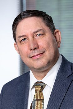 steven gust